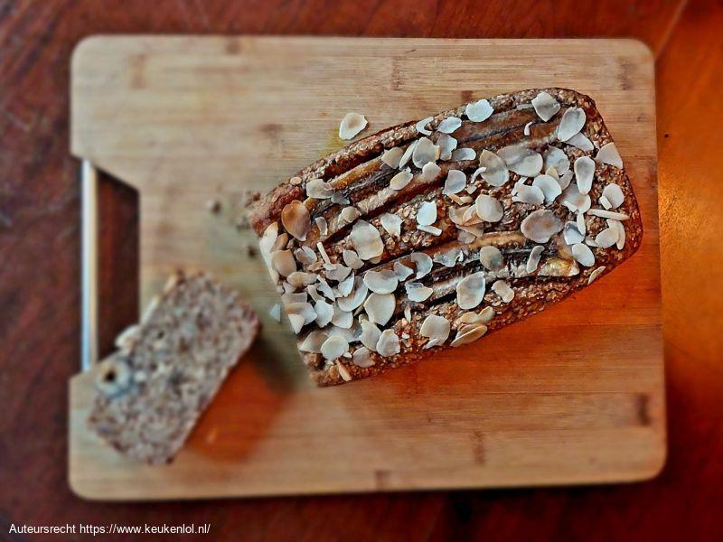 Bananenbrood met kokos en walnoten