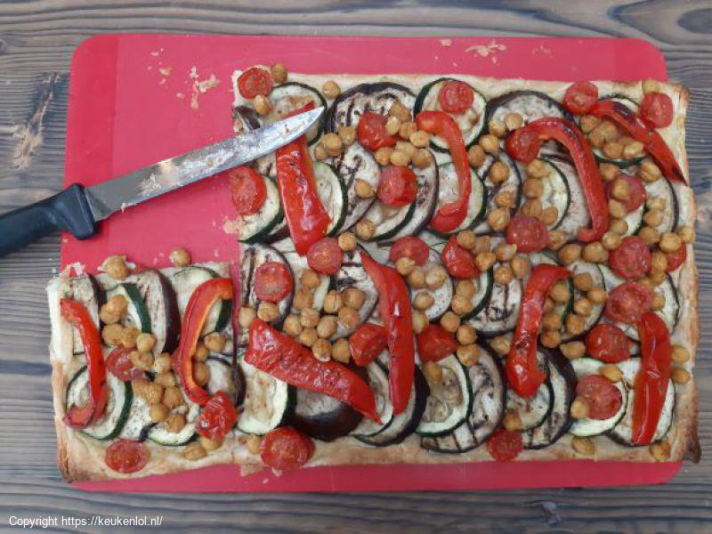 Plaattaart met gegrilde groenten