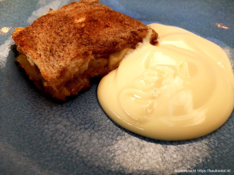 Appel en broodschotel