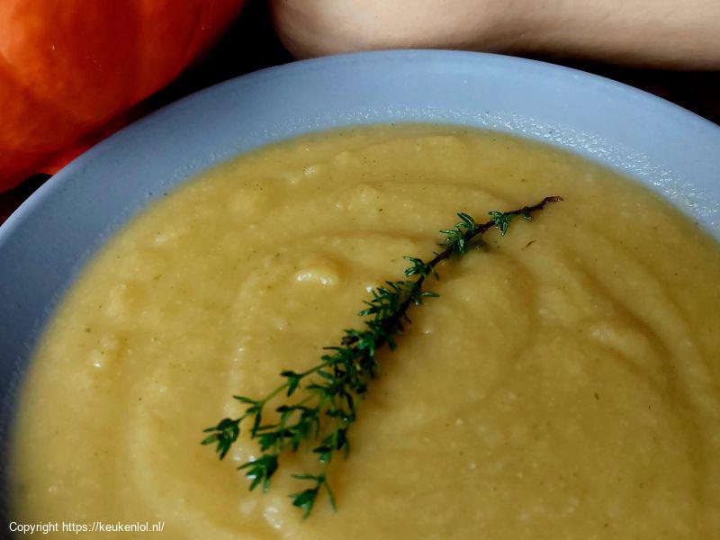 Pompoensoep met knolselderij en pastinaak